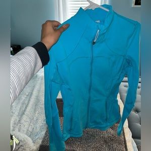 Lululemon define blue size 6